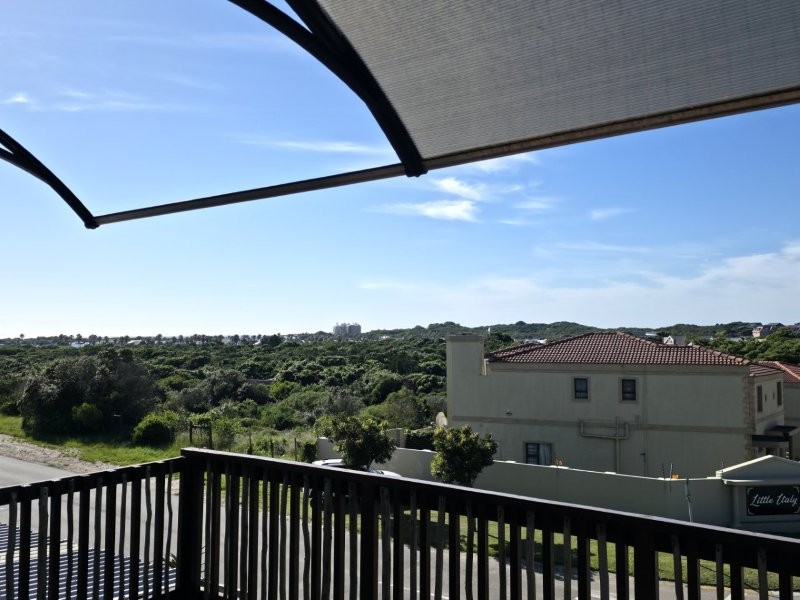 4 Bedroom Property for Sale in Aston Bay Eastern Cape